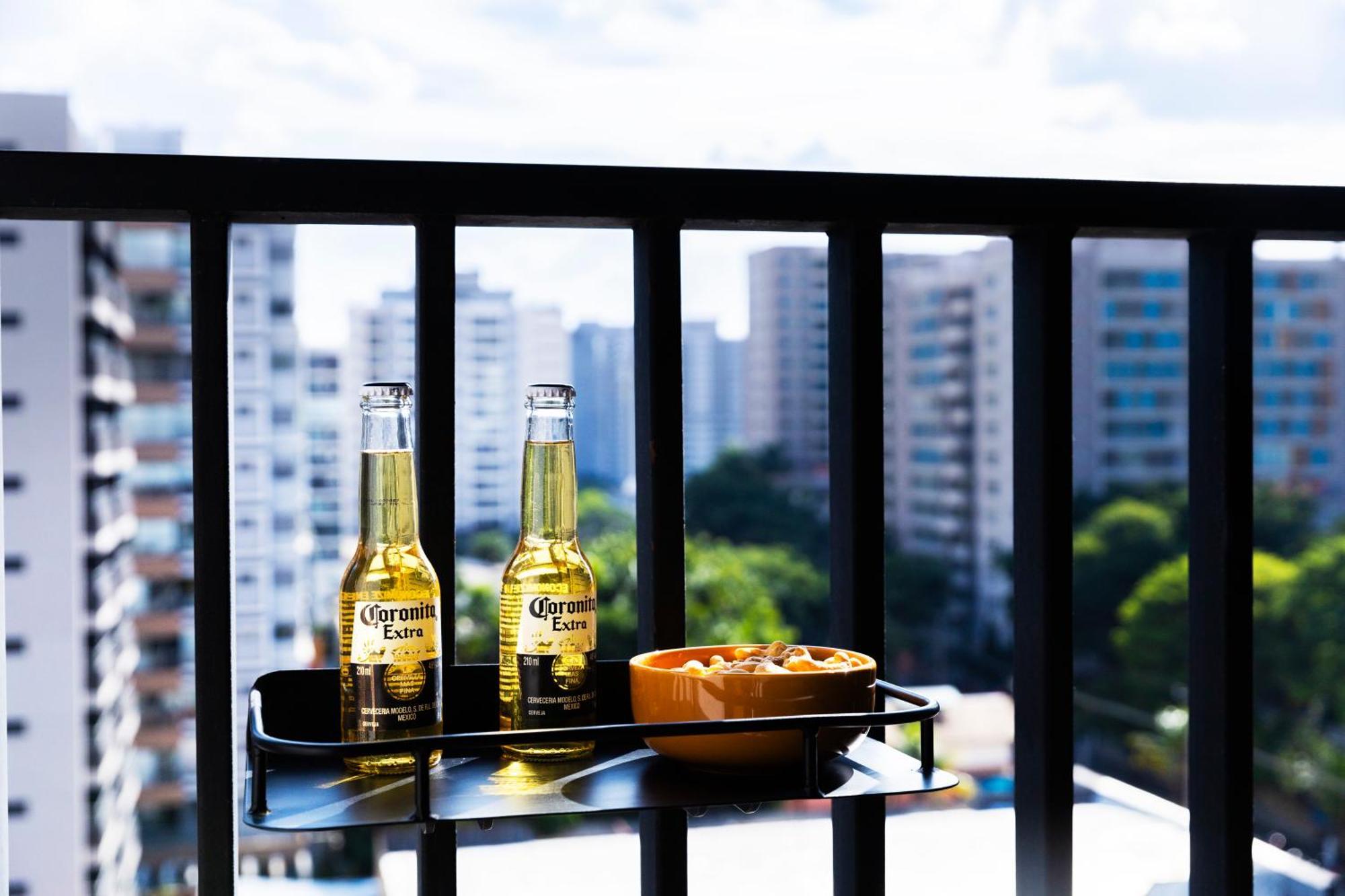 Apartamento Prox. Shopping Ibirapuera C/ Ar | Brazilian Corner